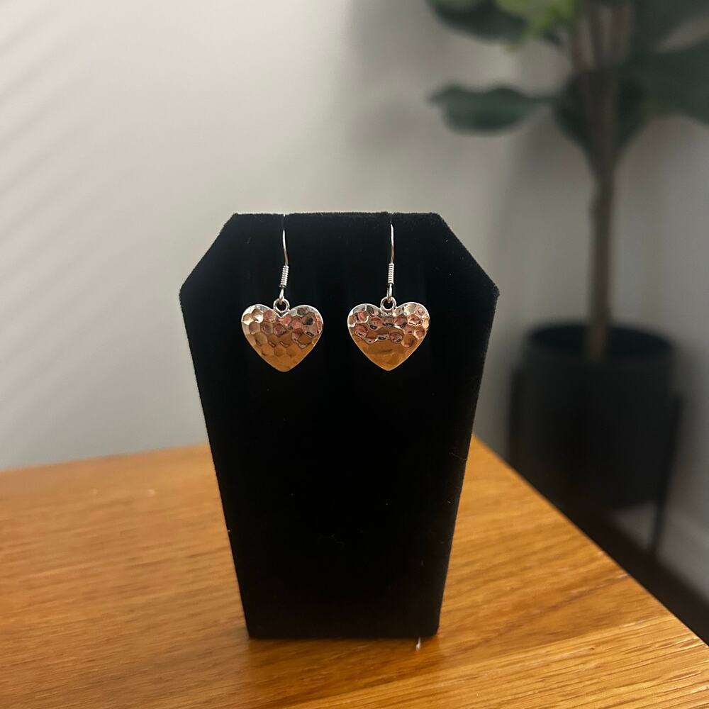 Y2K Sterling Silver 925 Heart shaped & shiny textured dangle earrings glam Party